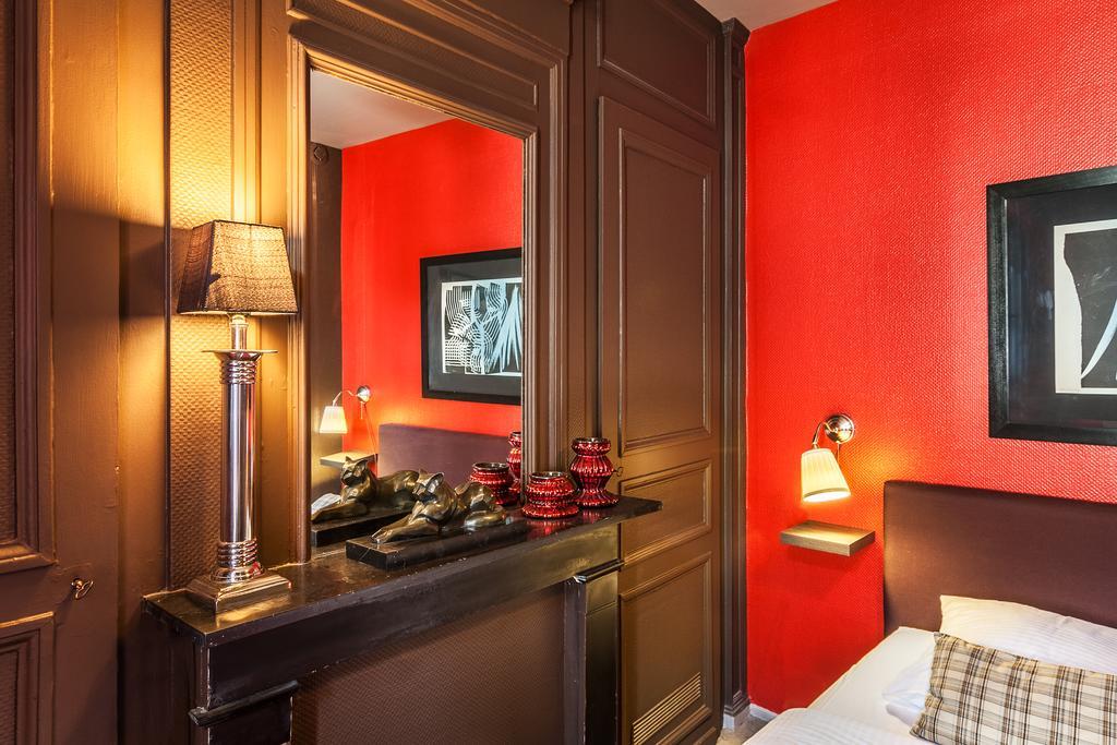 Le 84 Sainte-Cath' Apartment Lille Ruang foto