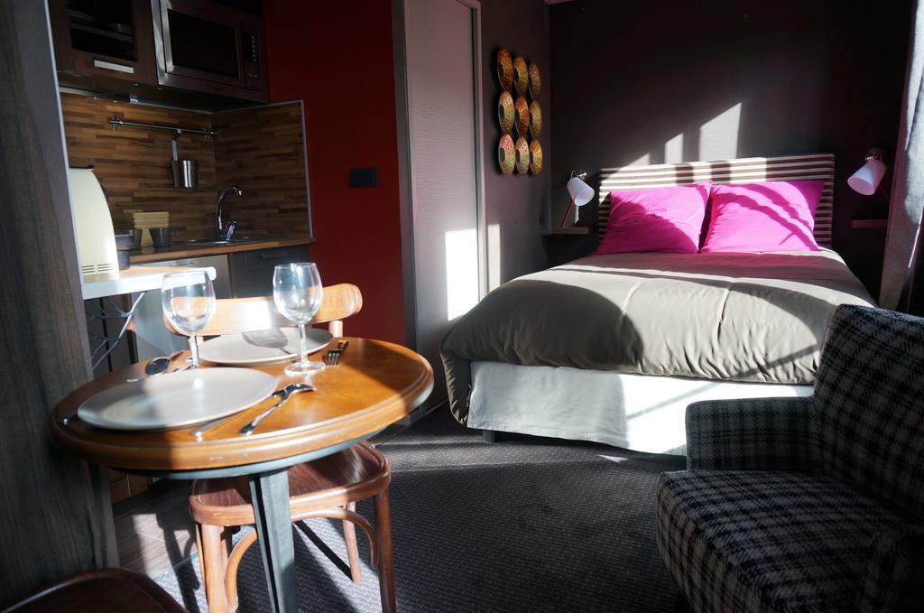 Le 84 Sainte-Cath' Apartment Lille Ruang foto